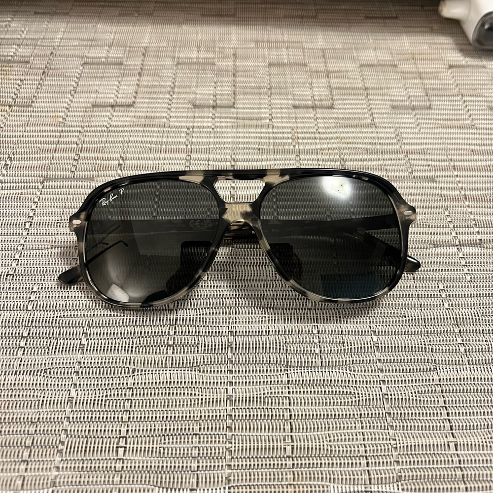 Ray-Ban Black Aviator Sunglasses